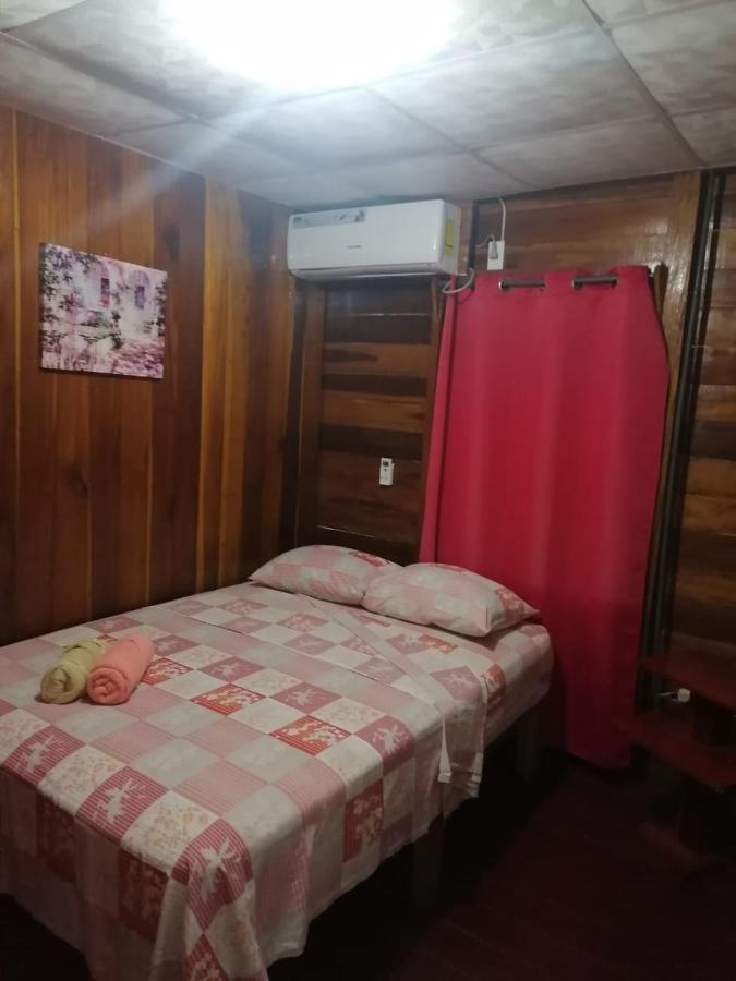 El Jaguar Vandrehjem Bocas del Toro Eksteriør billede