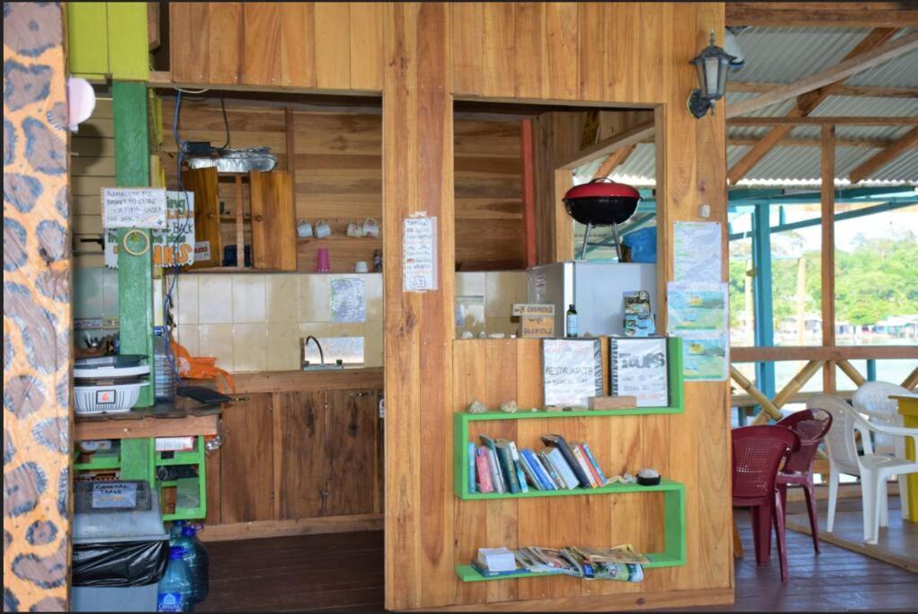 El Jaguar Vandrehjem Bocas del Toro Eksteriør billede